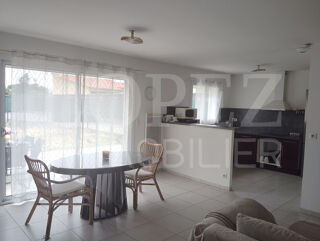  Maison à louer 4 pièces 81 m²
