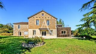  Maison à vendre 11 pièces 330 m²