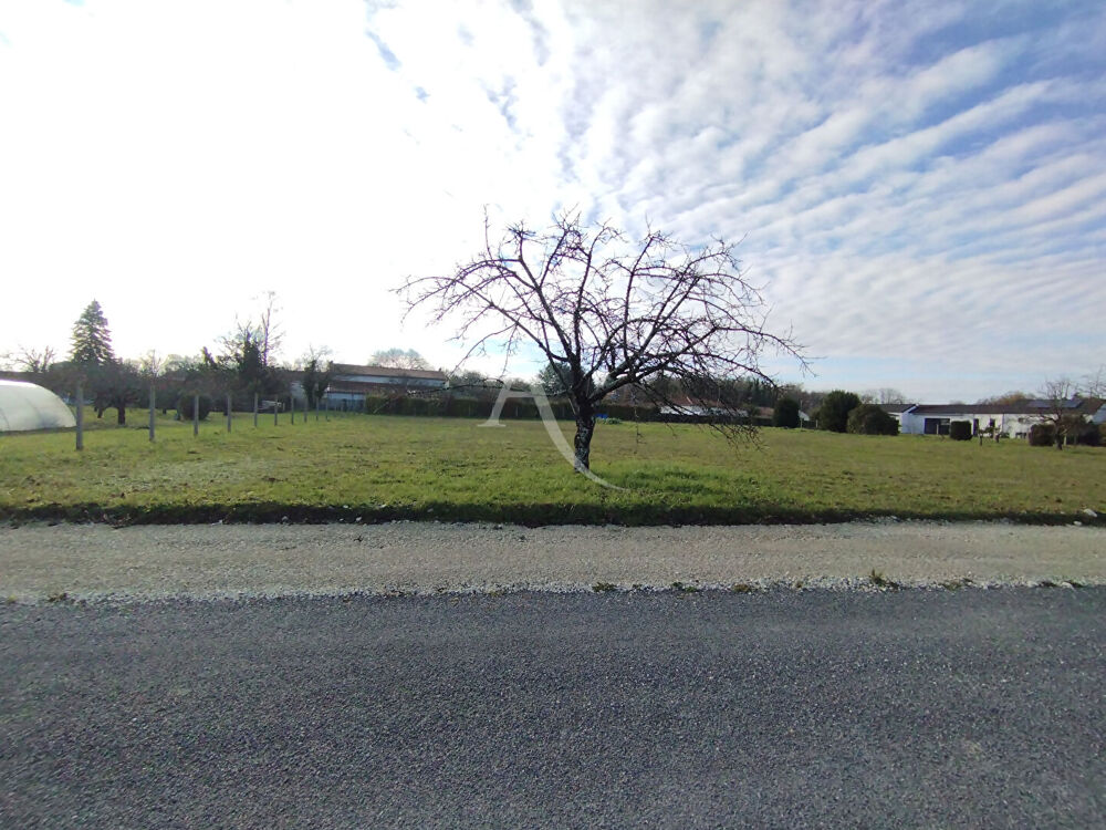 Vente Terrain Terrain constructible Salignac sur charente