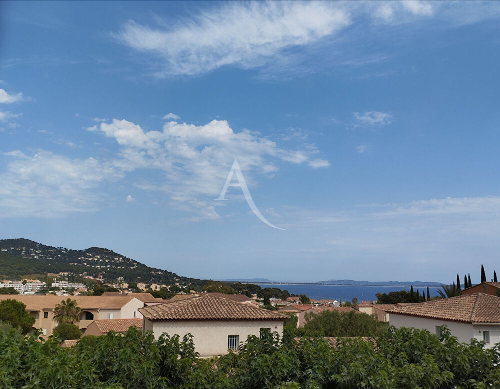 Location Appartement Carqueiranne Appartement  T3 Duplex avec vue Mer  - Garage 39 m² Carqueiranne