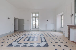  Appartement à louer 4 pièces 64 m²