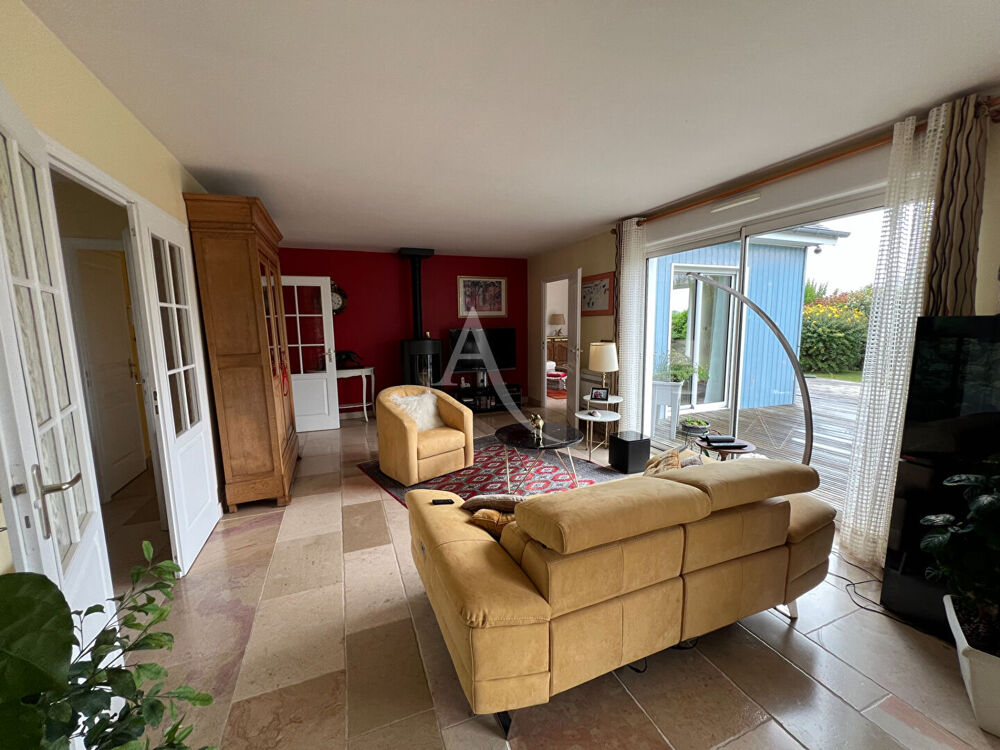 Vente Maison Maison Franqueville Saint Pierre 8 pièce(s) 186.50 m2 Franqueville saint pierre