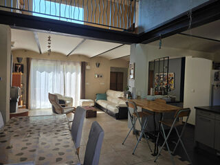  Maison � vendre 9 pi�ces 200 m�