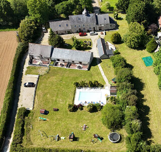  Villa � vendre 15 + pi�ces 