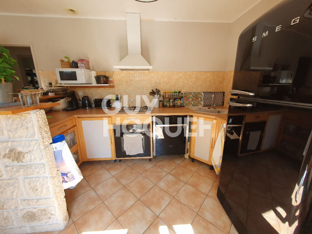 Location Maison Maison 4 pièces à louer à Villeneuve-de-Berg - Villeneuve de berg