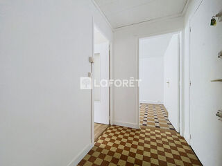  Appartement à louer 2 pièces 50 m²