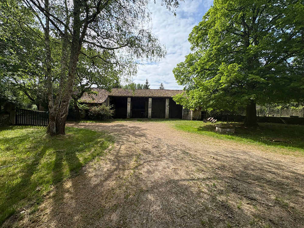 Maison d'habitation avec dépendances - Sarliac Sur L Isle 7 pièces 180 m2