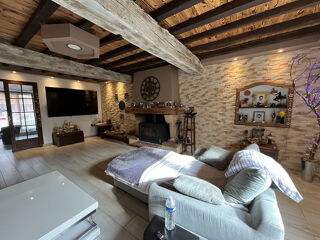  Maison � vendre 5 pi�ces 210 m�