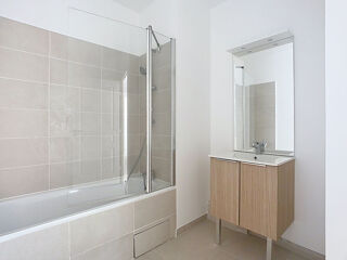  Appartement à louer 3 pièces 73 m²