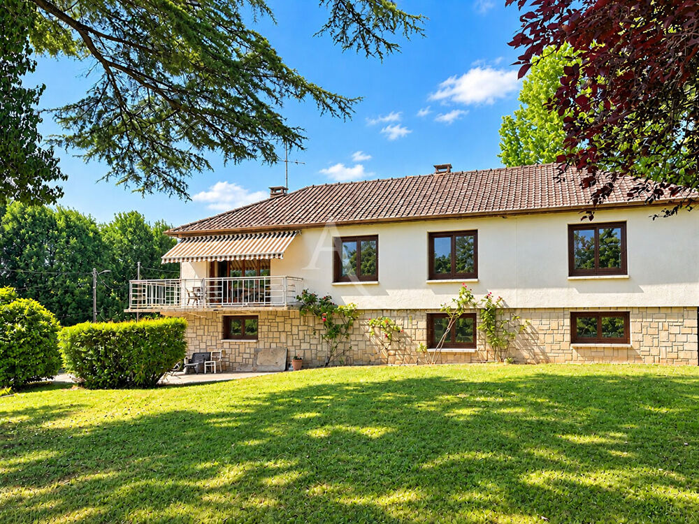 Maison de Plain pied proche commerces
