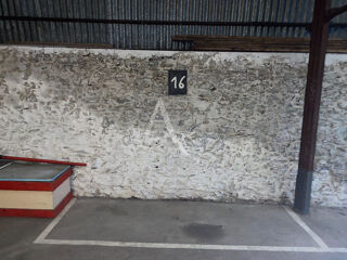  Parking / Garage à louer 12 m²