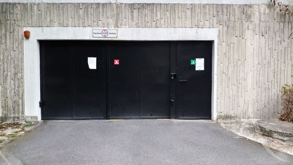 Location Parking/Garage Parking en sous-sol ROSNY SOUS BOIS Rosny sous bois
