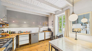  Maison à vendre 15 + pièces 655 m²