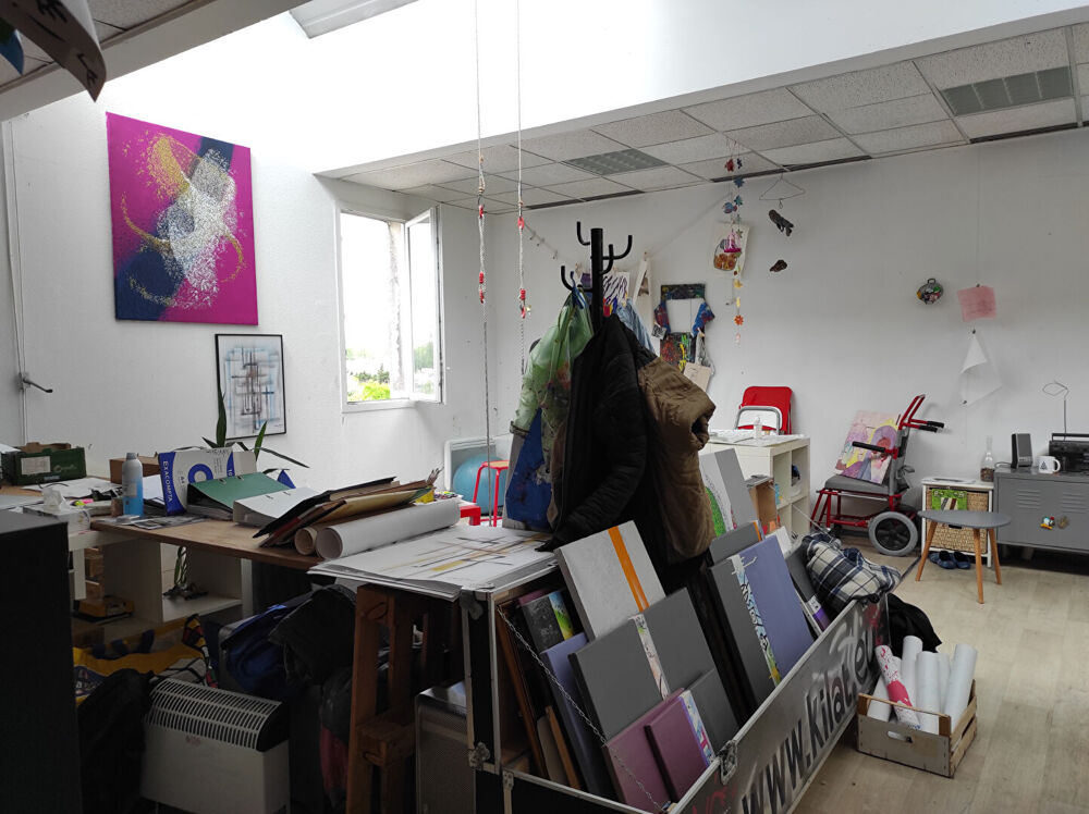 Vente Immeuble A vendre à Bruges bureau N°17 loué de 60 m2 Bruges