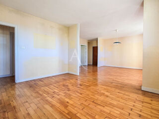  Appartement  vendre 5 pices 80 m