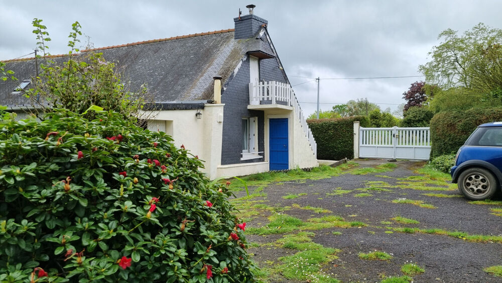 CÔTES D'ARMOR Maison avec garage, terrain, puits, et dépendances