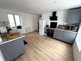  Immeuble à vendre 5 pièces 170 m²