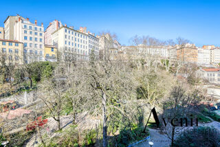  Appartement  vendre 4 pices 130 m