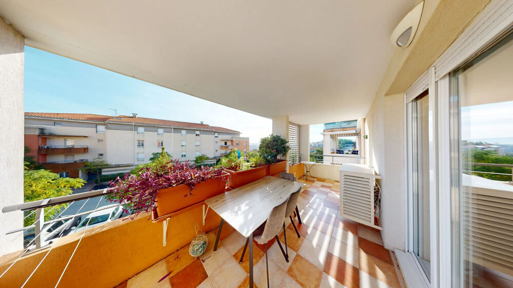 Appartement Saint Raphael 3 pièces 75 m2 avec Garage
