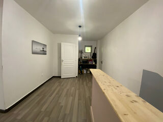  Maison � vendre 8 pi�ces 340 m�