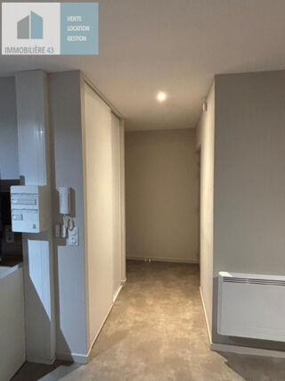  Appartement à louer 1 pièce 23 m²