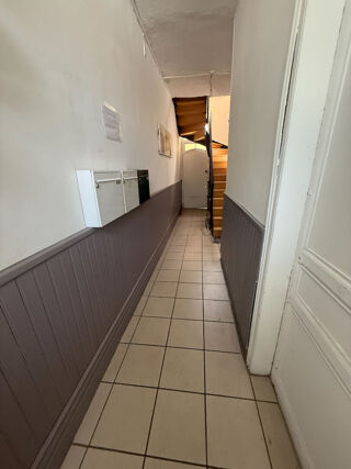  Immeuble � vendre 15 + pi�ces 253 m�