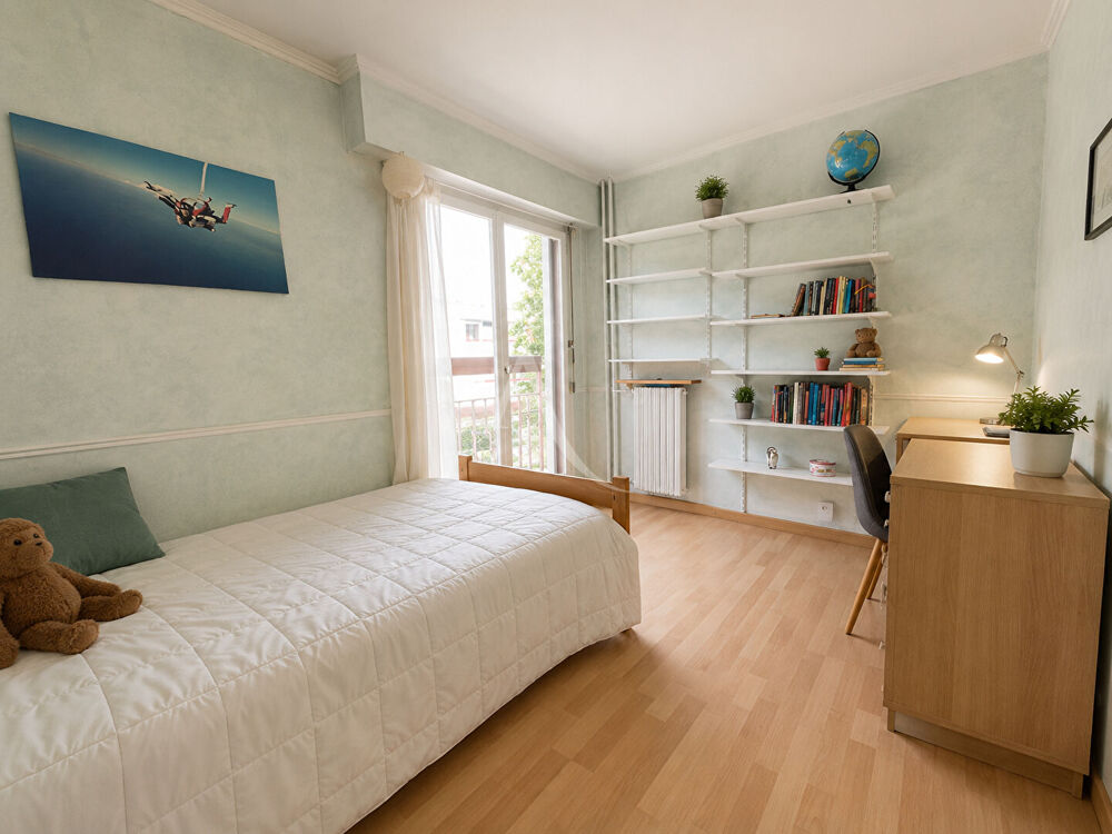 APPARTEMENT 3 PIECES SANS VIS A VIS - RESIDENCE STANDING 1970