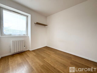  Appartement à louer 3 pièces 48 m²