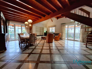  Maison  vendre 5 pices 199 m