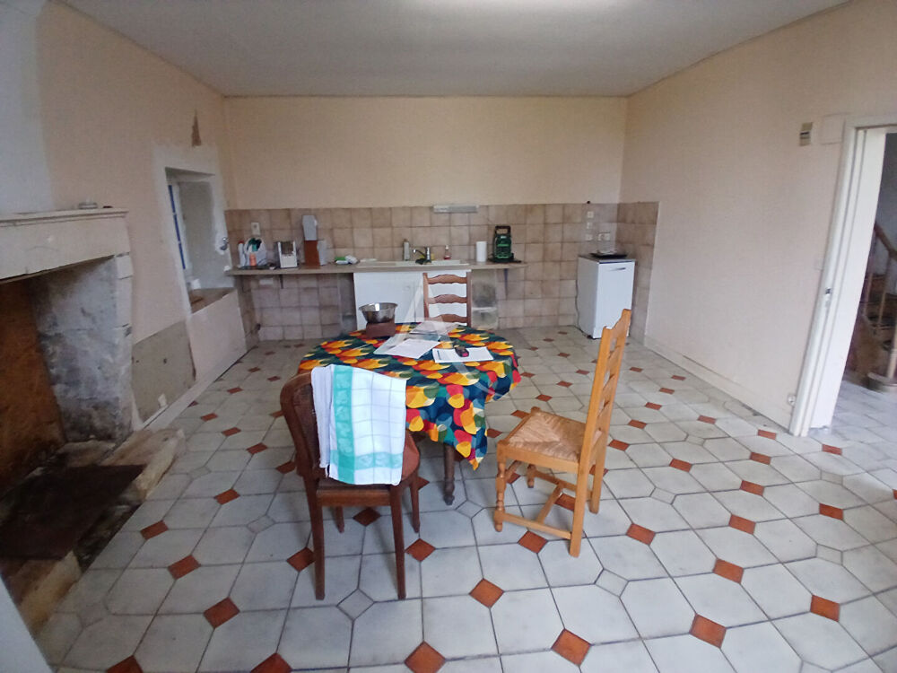 Maison Crazannes 210 m²