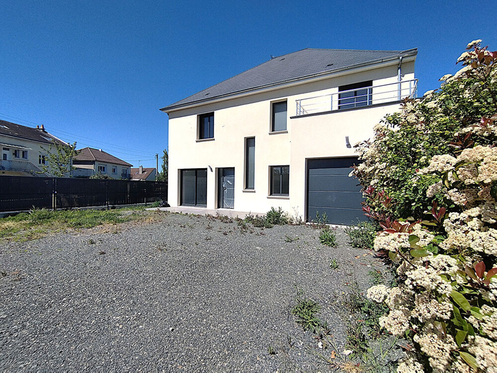 Maison 6 pièces 176 m² · à La Ville aux Dames · 176 m² · 477 000 €