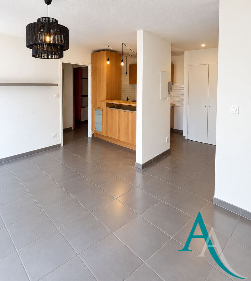 Vente Appartement T2 avec parking en sous-sol  Faubourg Bonnefoy Toulouse