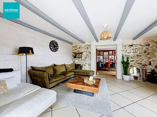 Vente Maison LA BALME DE SILLINGY _ Charmant corps de ferme mitoyen, 6 pièces de 149 m², avec piscine, spacieux jardin, terrasse et place de La balme de sillingy