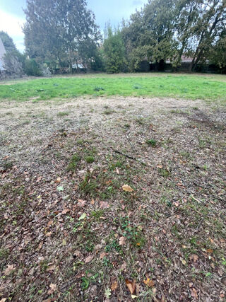  Terrain à vendre 675 m²