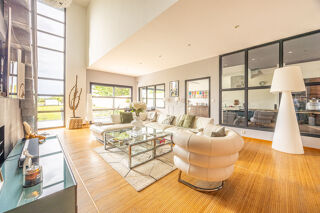  Maison � vendre 9 pi�ces 245 m�