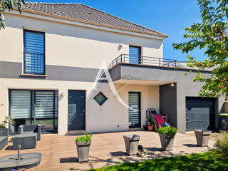  Maison  vendre 6 pices 154 m