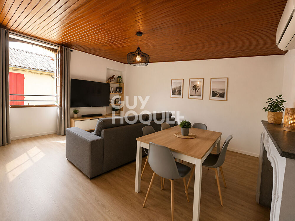 Maison de ville avec cour et garage
