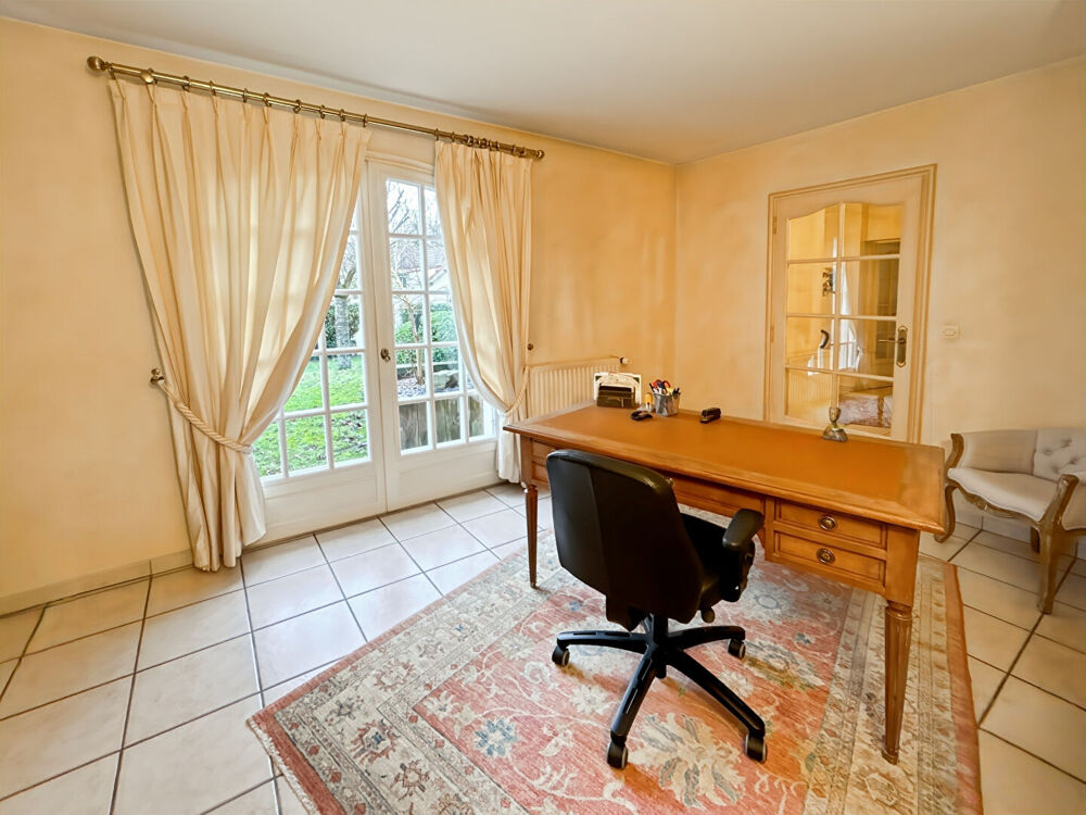 � vendre  Maison Sainte-Genevi�ve-des-Bois (91700)