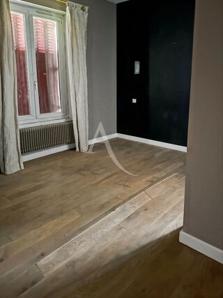  Maison  vendre 7 pices 143 m