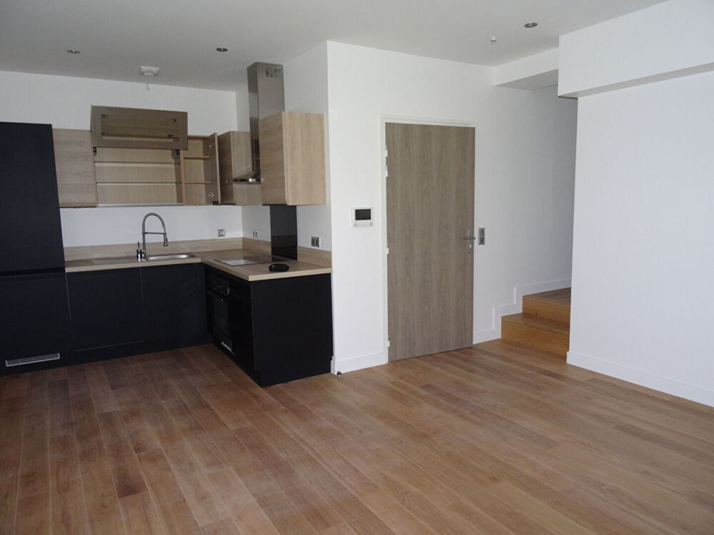 Appartement centre-ville L'Isle Adam - 3 pièces - 56.69m²