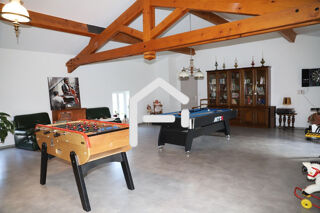  Maison � vendre 10 pi�ces 325 m�