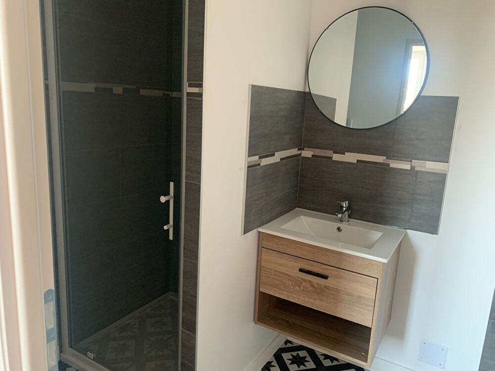 Location Appartement Saint Fort Sur Gironde - T2 de 42 m2 Saint fort sur gironde
