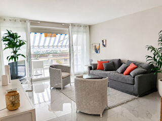  Appartement à louer 2 pièces 71 m²