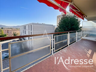  Appartement � vendre 4 pi�ces 74 m�