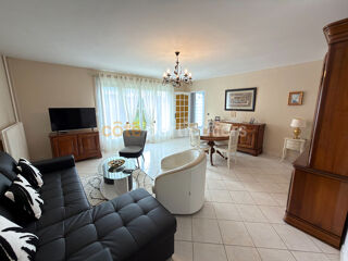  Maison  vendre 5 pices 118 m