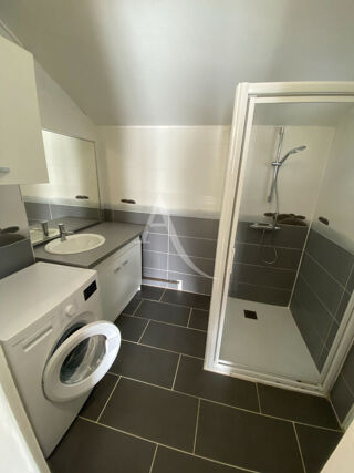  Maison à louer 56 m²