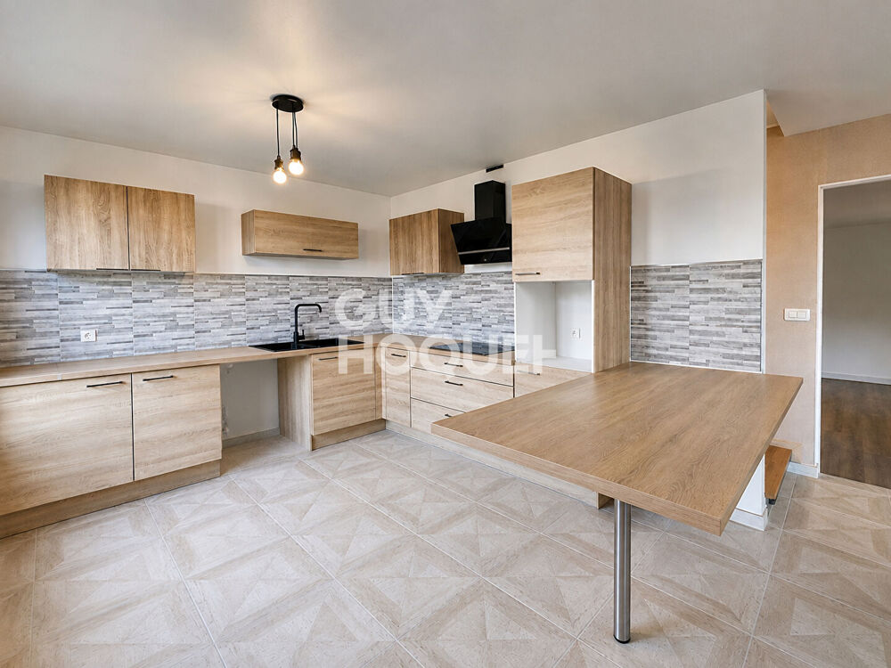 Location Maison À louer- Villa des années 60 entièrement rénovée - Puichéric Puicheric