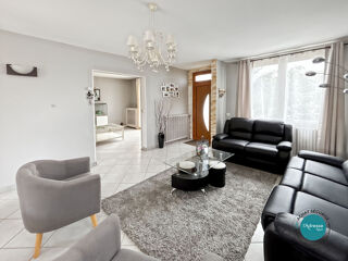  Maison à vendre 6 pièces 121 m²