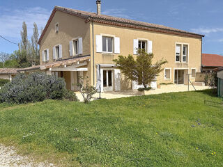  Maison � vendre 10 pi�ces 295 m�