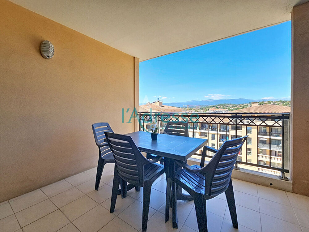 Vente Appartement DERNIER ETAGE 2 pièces 28m2 avec Parking! Cannes